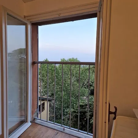 Lovely One-bedroom Attic In An Ancient Village