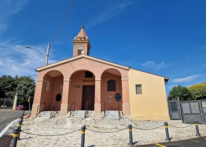 Lovely One-bedroom Attic In An Ancient Village Apartman Bologna