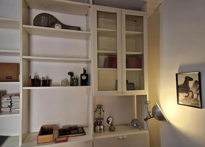 아파트 Lovely One-bedroom Attic In An Ancient Village *