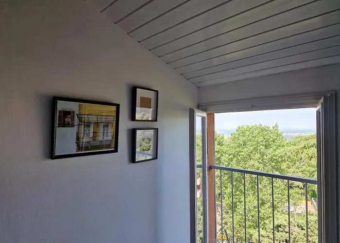 Lovely One-bedroom Attic In An Ancient Village Apartamento